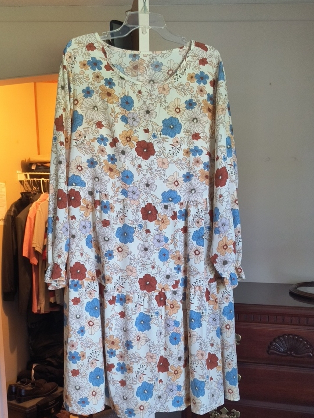 Floral Print Long Sleeve Swing Dress in Cream and Blue